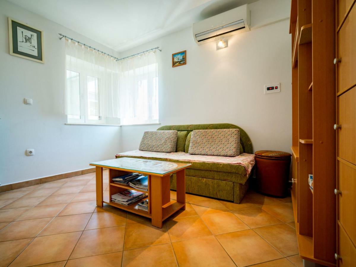 Holiday Home Nevena By Interhome Veprinac Eksteriør billede